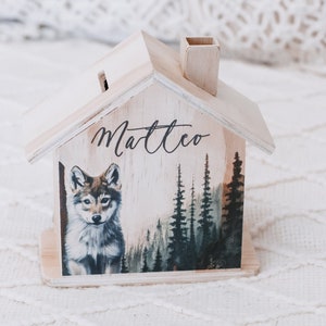 Hucha casita, hucha personalizada, hucha lobo