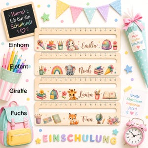 Personalisierte Lesehilfe mit Lineal und Namen als sinnvolles Schulkind Geschenk für Erstklässler und Leseanfänger.