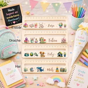 Geschenk zur Einschulung mit Wunschnamen, hochwertige Lesehilfe aus Holz für Kinder der ersten Klasse.