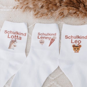 Chaussettes d'écolier, cadeau de scolarisation, cône d'école, chaussettes d'écolier personnalisées, tenue d'écolier, chaussettes de scolarisation pour enfants avec nom