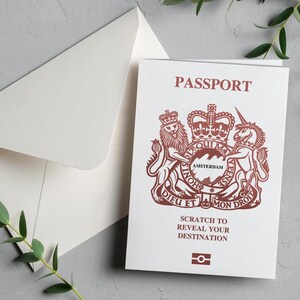 Carte à gratter pour passeport | Vacances/voyages surprises | Révéler la destination personnalisable | Anniversaire, Noël, Anniversaire | Carte de voeux au format A6