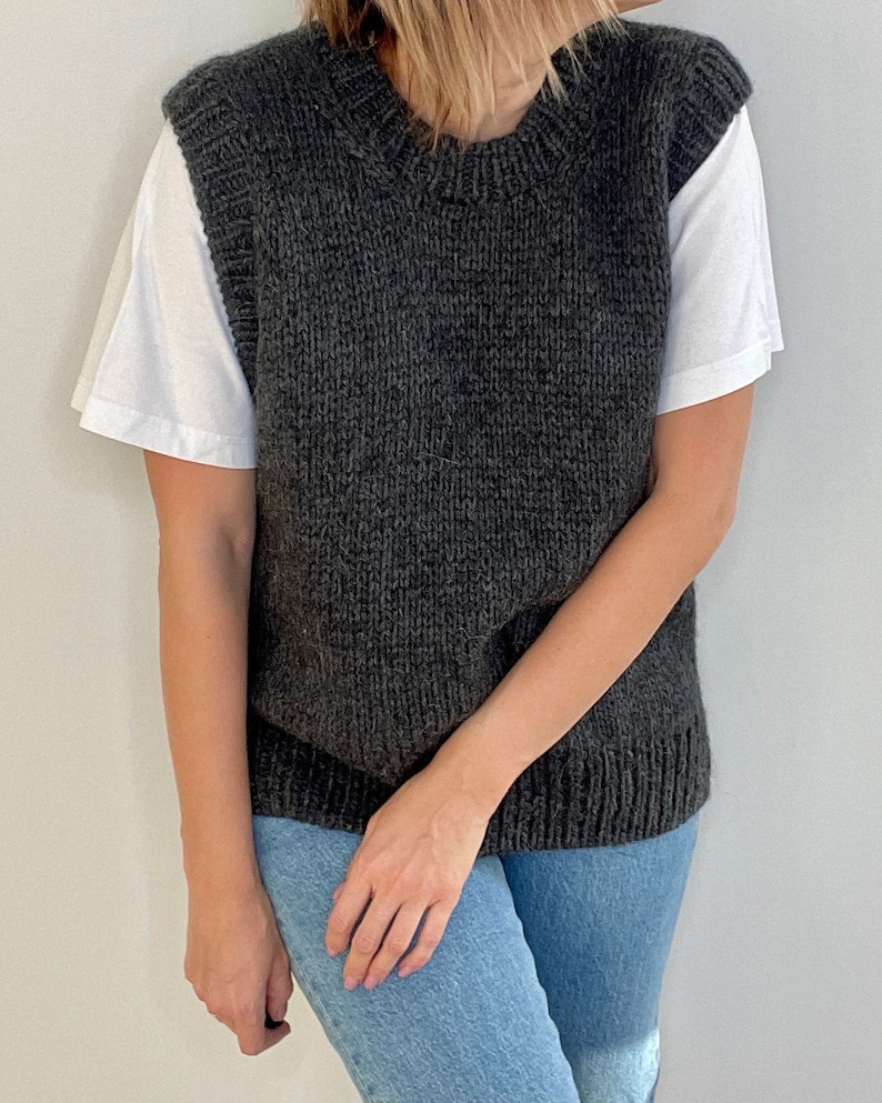 MODÈLE de gilet facile à tricoter, tutoriel de tricot épais débutant avancé à intermédiaire, gilet pull en tricot rapide, modèle de pull sans manches PDF image 3