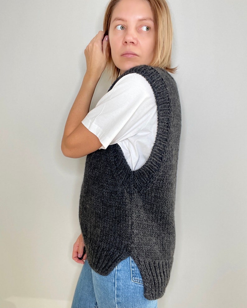 MODÈLE de gilet facile à tricoter, tutoriel de tricot épais débutant avancé à intermédiaire, gilet pull en tricot rapide, modèle de pull sans manches PDF image 6