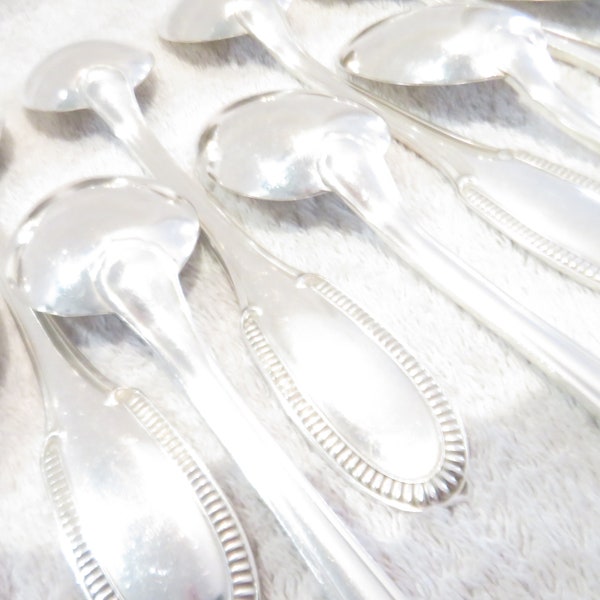 12 cucharas soperas de metal plateado orfebre Ercuis modelo Godrons Cucharas soperas francesas vintage plateadas 21,2 cm