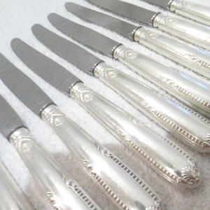 12 cuchillos de postre mango orfebre de metal plateado Ravinet Denfert modelo Louis XIV 86 cuchillos de postre chapados en plata francesa