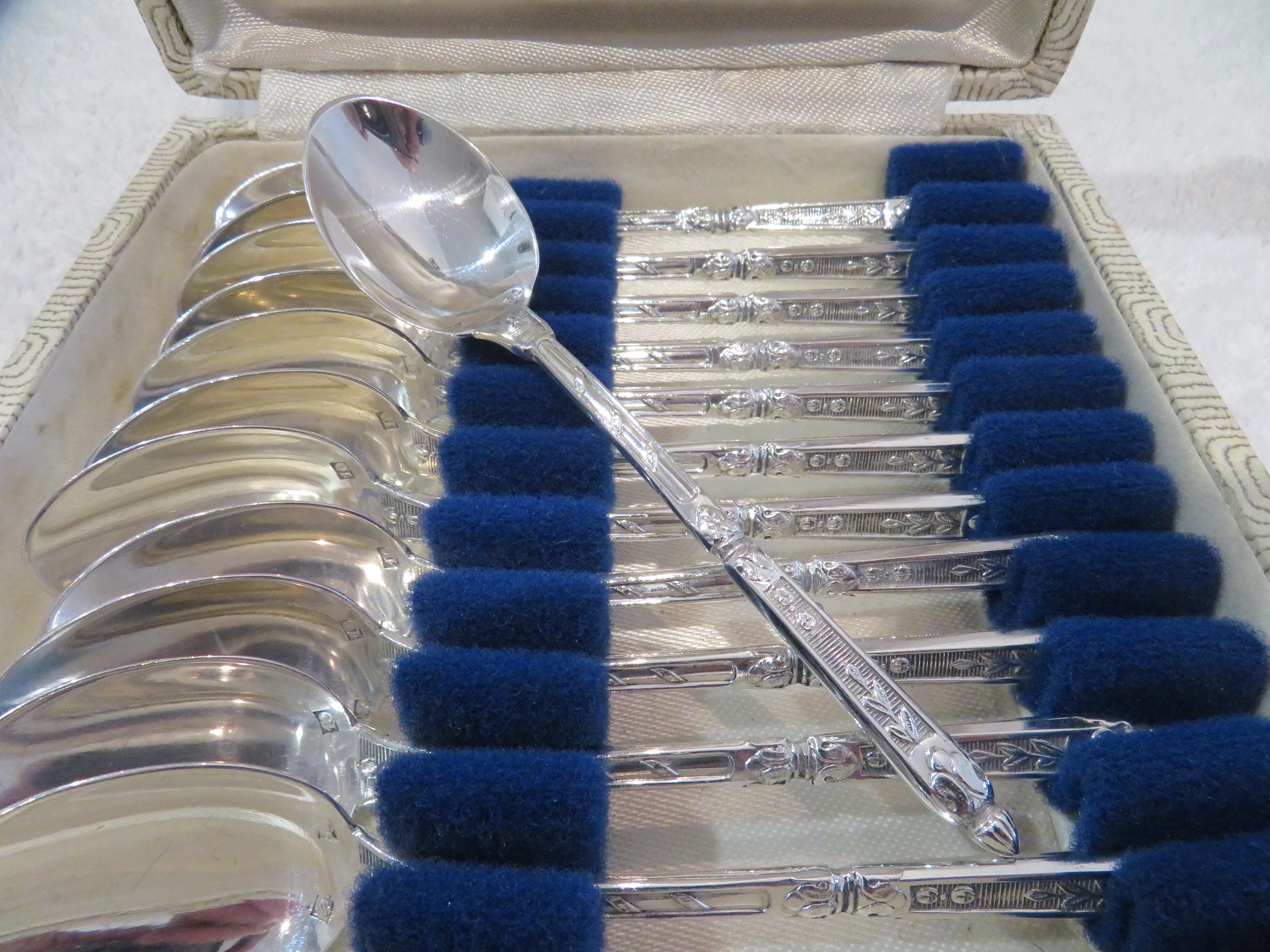 Coffret De 12 Cuillères à Moka - Métal Argenté - Manche Style Russe - Occasion