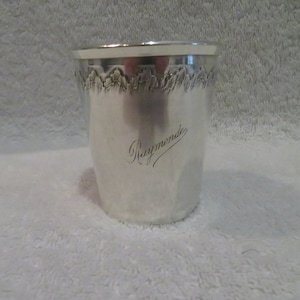 Small silver timbale 950 frieze engraved rockery Raymonde goldsmith L Coignet early 20th c French 950 silver baby cup rococo st