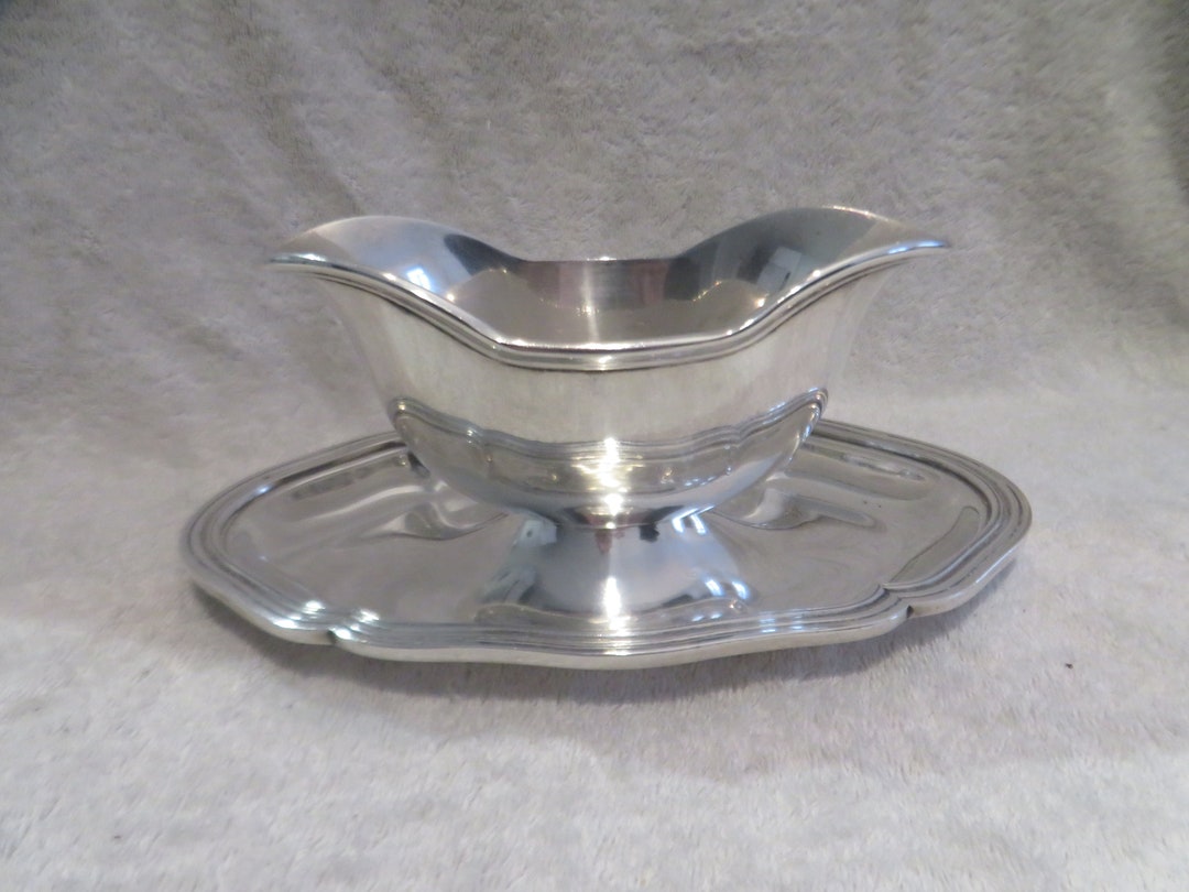 Saucière En Métal Argenté Christofle Sur Pied - Poinçonnée Et Numérotée - 13x18 Cm