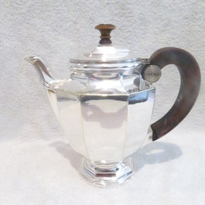 Théière 0,75L métal argenté style art deco orfèvre Christofle 1930 französische versilberte Teekanne kleine Abnutzungen der Vergoldung