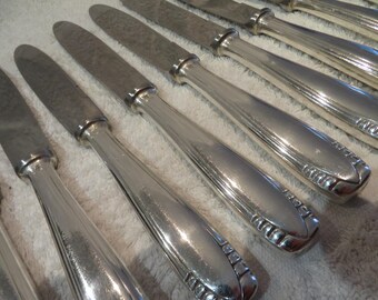 1 couteau a viande en métal argenté ercuis modèle contours victoria L