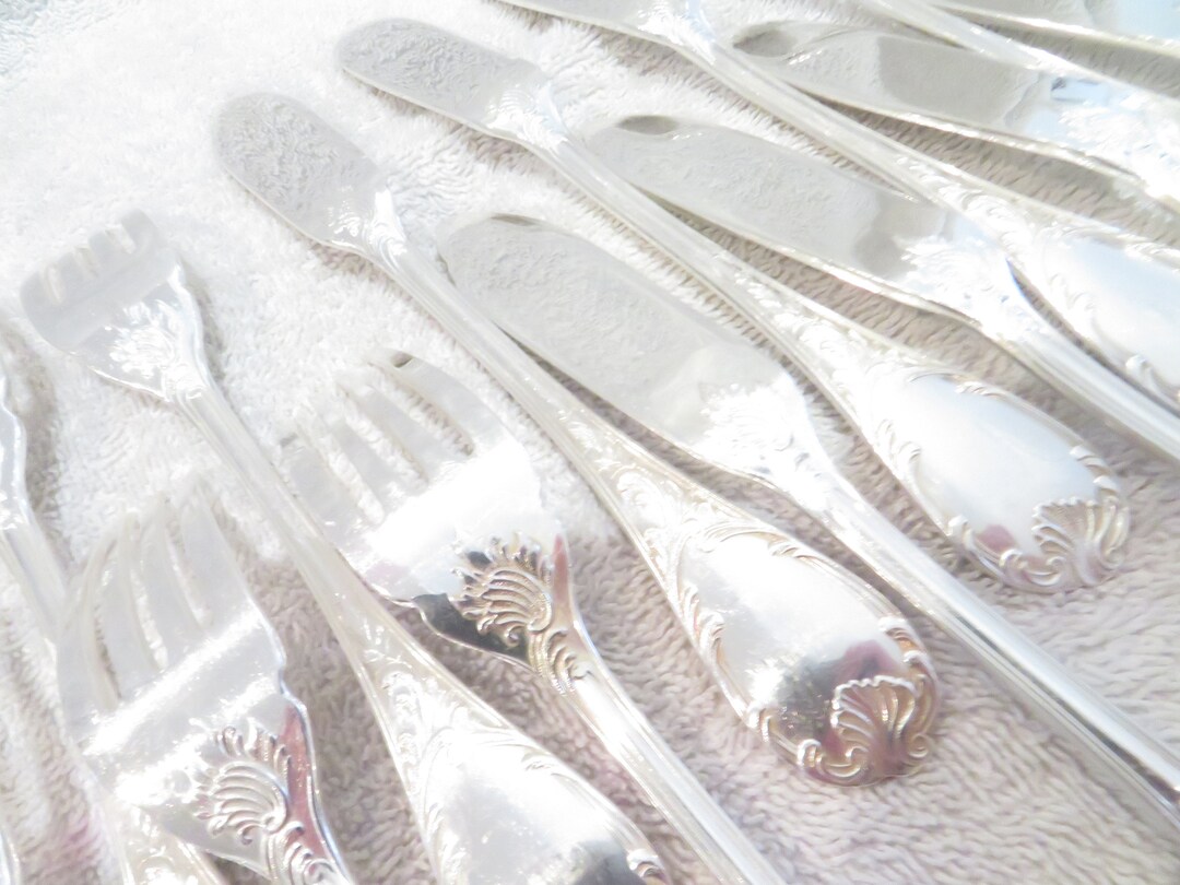 Couverts a poisson metal argente dans couverts pour la cuisine