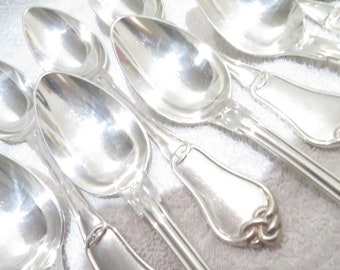 12 950 silver soup spoons Minerva Gordian knot decor goldsmith Verrier 19th c French 950 silver soup spoons 21.5cm