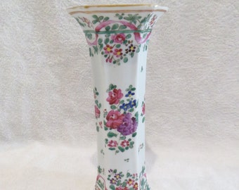 Vase porcelaine de Paris Samson style chinois famille rose décor floral late 19th c French porcelain vase h 21,5cm