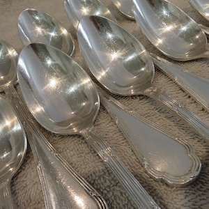 12 silver plated dessert spoons goldsmith Ercuis model Trianon Louis XVI vintage French silver-plated dessert spoons 17.3cm