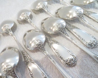 12 cucharas de postre plateadas estilo rococó orfebre SFAM principios del siglo XX cucharas de postre plateadas francesas