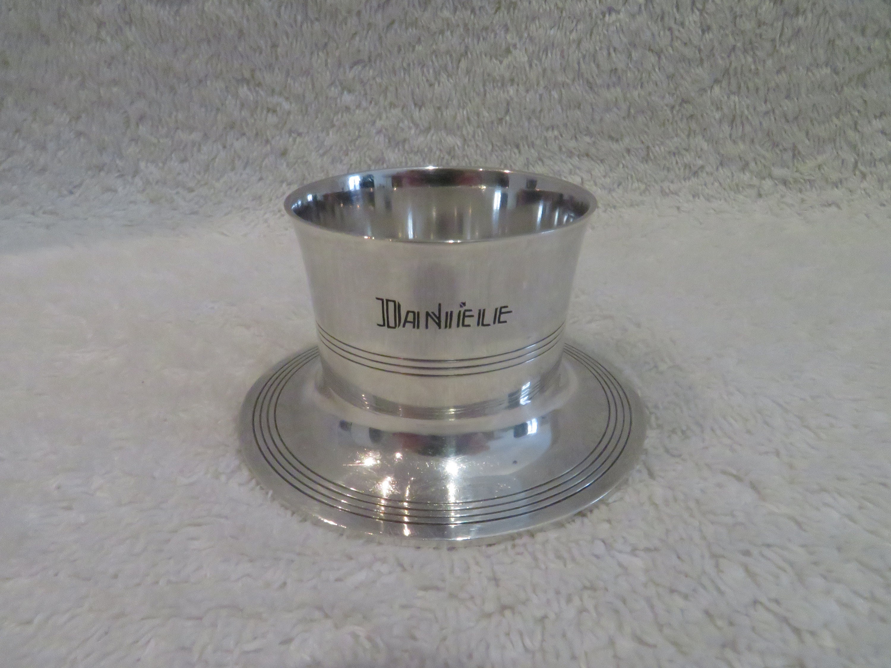 Magnificent silver cockroach 950 minerve style art deco model onlulations engraved Daniele (1925 French 950 silver egg cup)