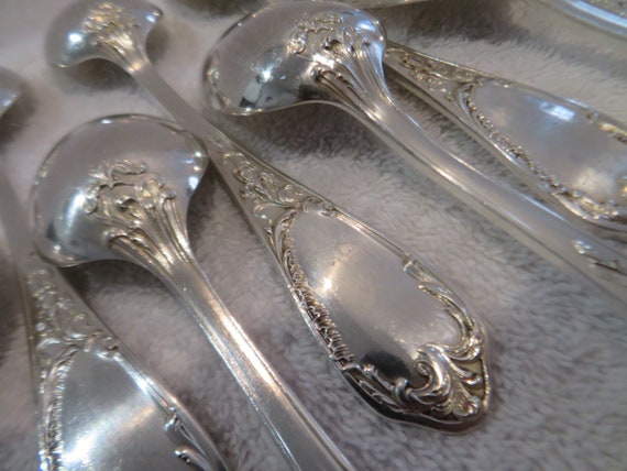 Cuillères apéritives, mise en bouche, huîtres (12) - Métal