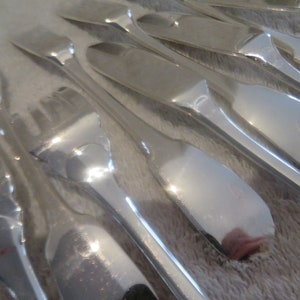 6 fish cutlery silver metal goldsmith Christofle model Cluny Vintage French silver-plated 12p fish cutlery set