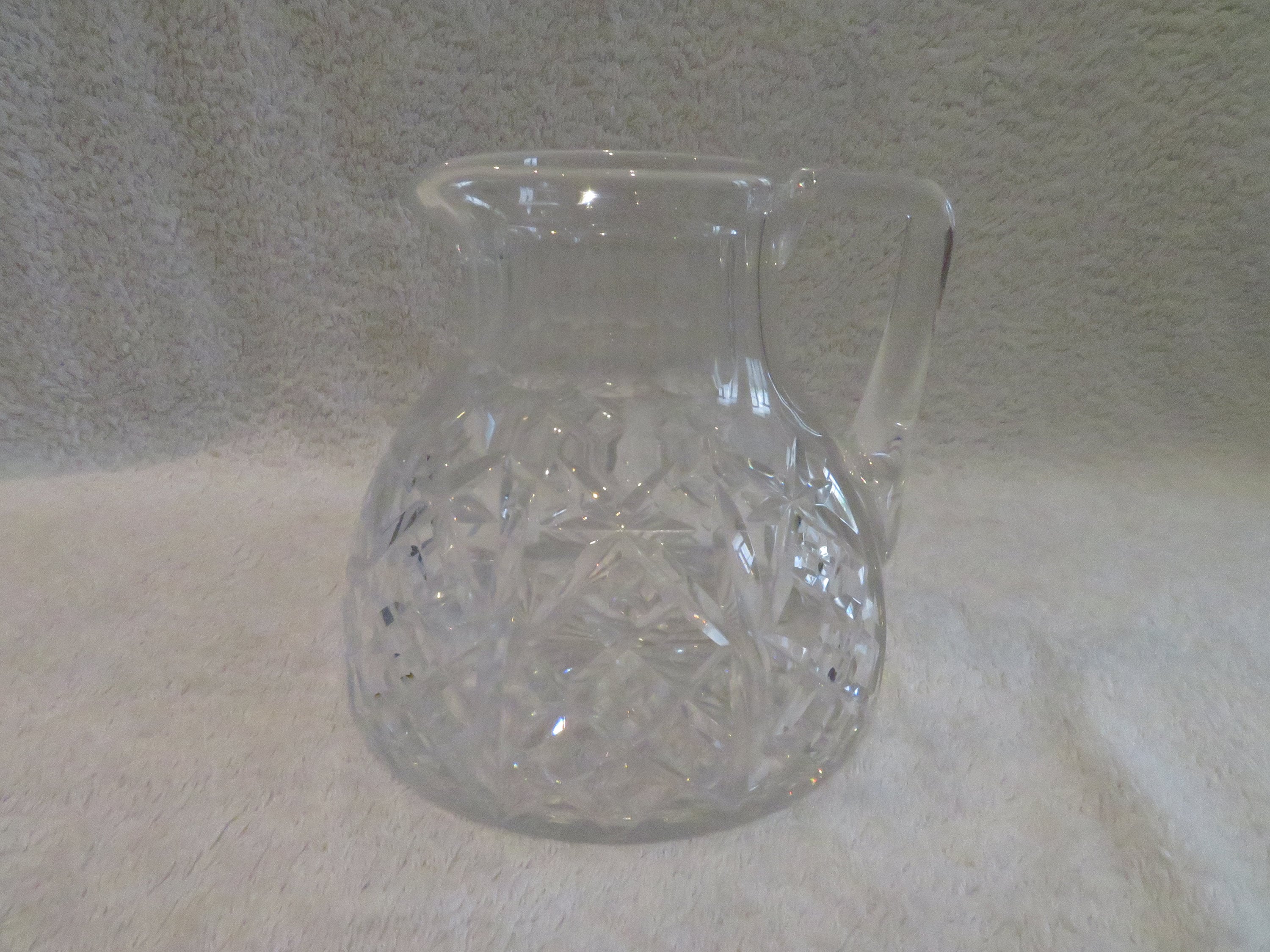 バカラ カット クリスタル ピッチャー (1936 年以降) アールデコ調