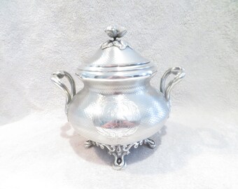 Beau sucrier argent guilloche 950 Minerve style Louis XVI orfèvre Debain Flament Gorgeous 1870 French 950 guilloche silver large sugar bowl
