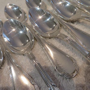 12 silver-plated coffee spoons Louis XVI style goldsmith Ercuis model Trianon Vintage French silver-plated coffee spoons 14.8cm