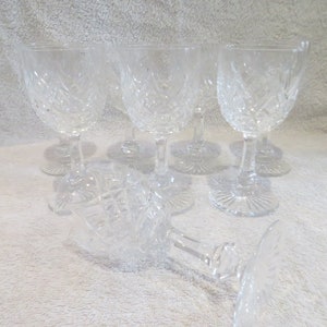 8 glasses of white wine 10cl crystal Baccarat model Colbert french crystal white wine glasses