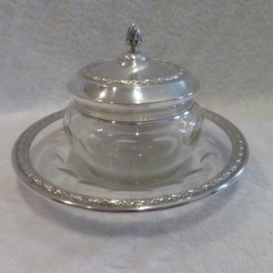 Joli drageoir en cristal et argent 950 style Louis XVI gorgeous french crystal & 950 silver candy jar