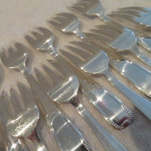 12 silver metal cake forks art deco small beads (French silver-plated pastry cake forks)