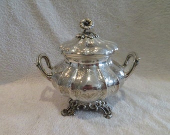 Superbe sucrier argent 950 Minerve st Louis Philippe fruits fleurs orfèvre Veyrat Gorgeous 19th c French 950 silver potbellied sugar bowl