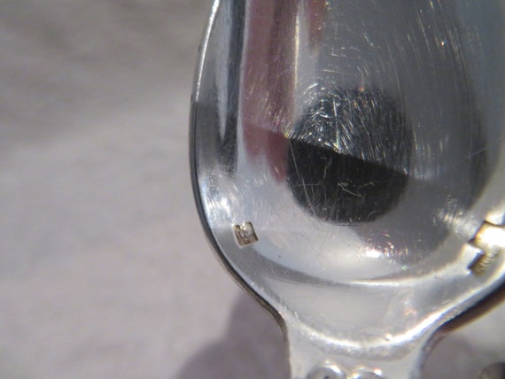 12 cuillères à moka métal argenté st Louis XV orfèvre Alfenide modèle Pompadour Christofle production silver-plated demi tasse mini spoons - France