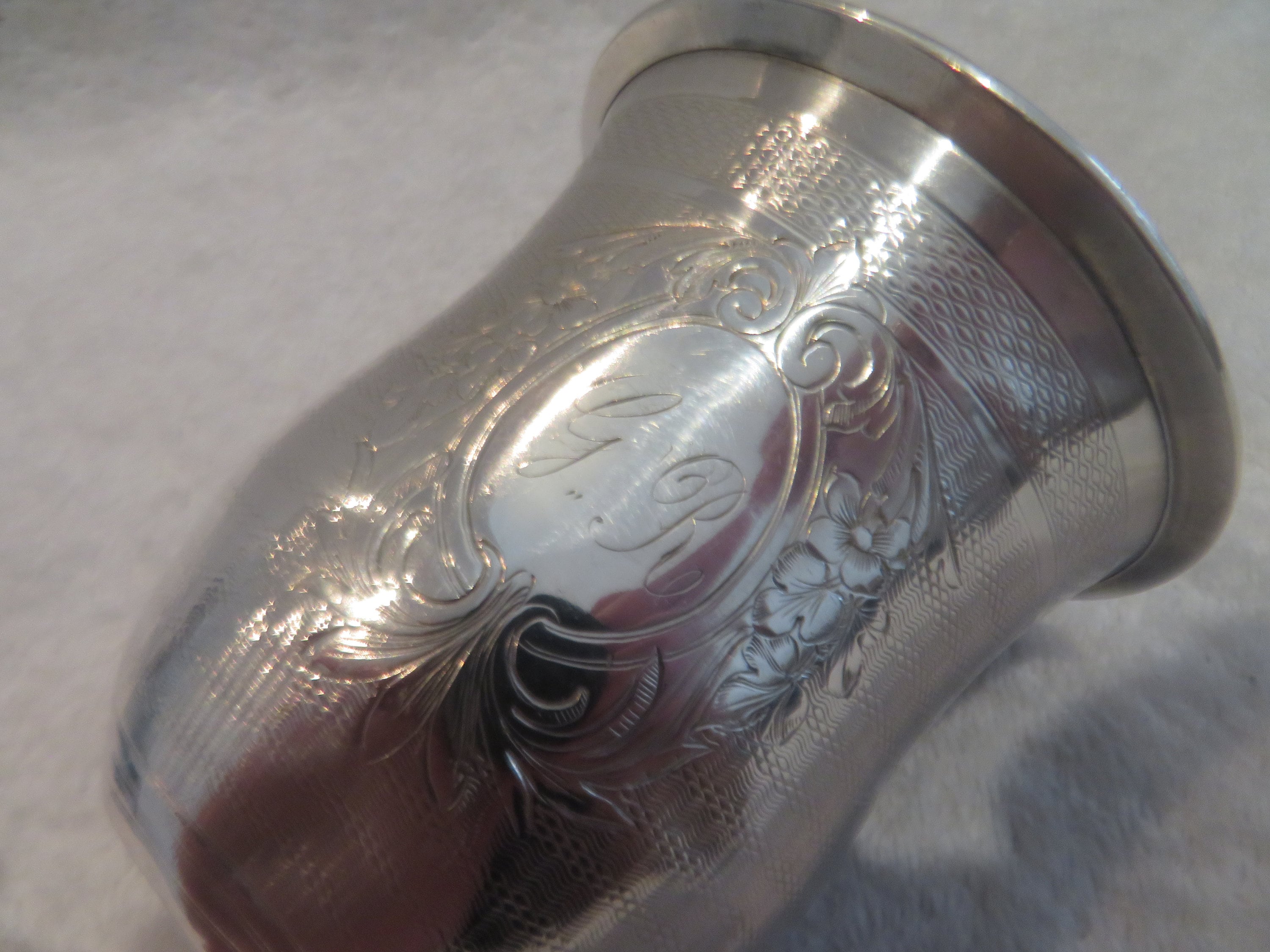 Timbale argent massif d'occasion