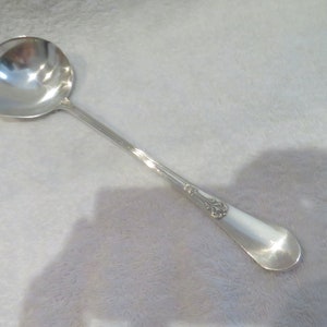 Louche à dessert avec verseur argent 950 Minerve style renaissance orfèvre Veuve Compere Late 19th c French 950 silver dessert ladle
