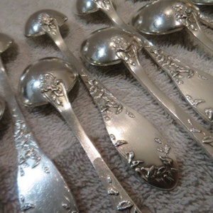 Superb 12 silver-plated coffee spoons goldsmith Boulenger decor bindweed art nouveau gorgeous 1900 French silver-plated coffee spoons 13.7cm