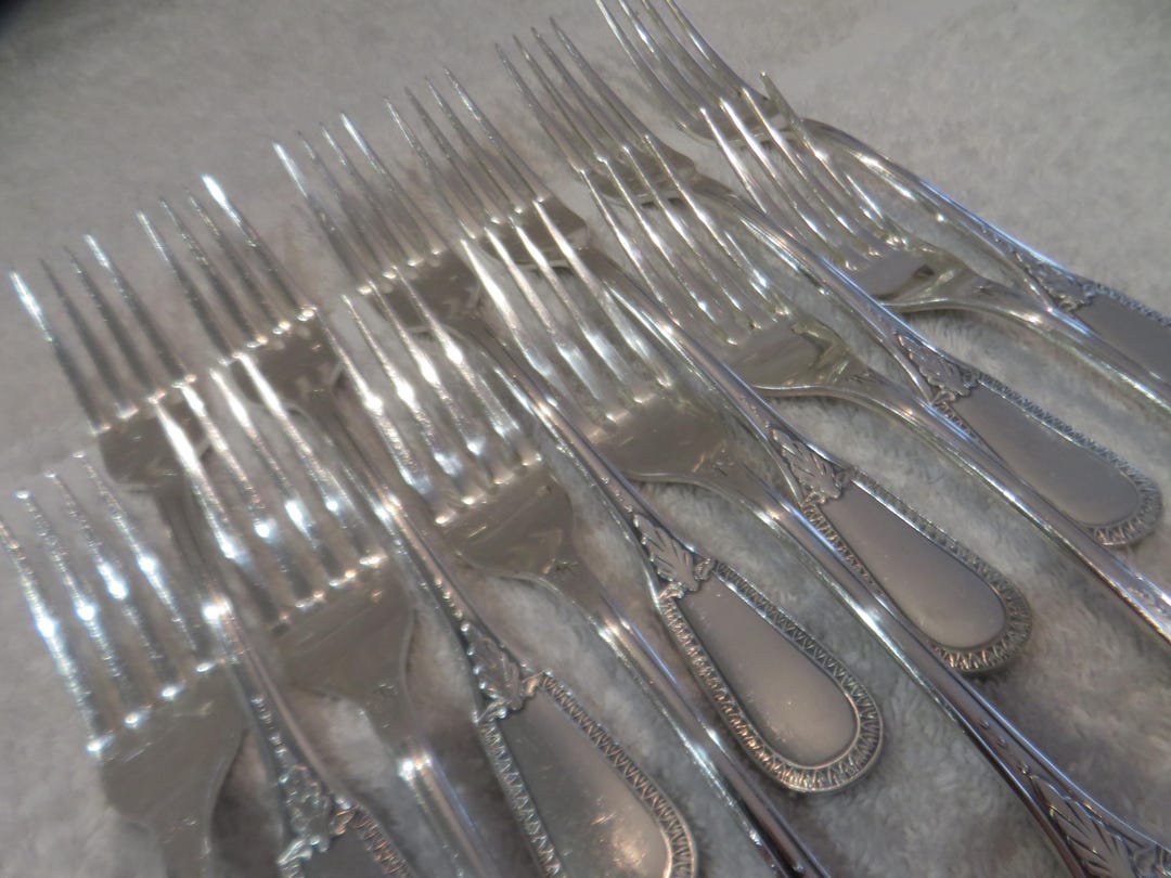 12 fourchettes a dessert metal argente orfevre frionnet francois louis