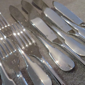 6 fish cutlery silver metal goldsmith Christofle model Cluny Vintage French silver-plated 12p fish cutlery set