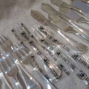 12 魚カトラリー シルバー メタル金細工人 Ercuis モデル Perles La Fayette ヴィンテージ フランス銀メッキ 24p 魚カトラリー セット