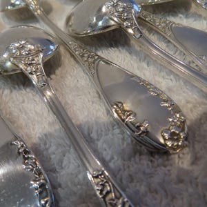 12 Silver Plated Art Nouveau Style Coffee Spoons Goldsmith Flowers 5 Stars Gorgeous 1900 French Silver-Plated Coffee Spoons 14.7cm