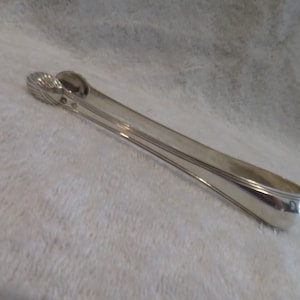 silver sugar tongs 950 Vieillard hallmark 1819 1838 shell sockets goldsmith Latourette 1820 French 950 silver sugar tongs