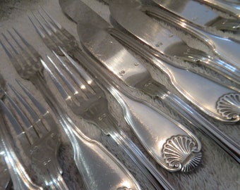 12 couverts à poisson métal argenté orfèvre Christofle modèle Dax Vintage French silver-plated 24p fish cutlery set - Canada