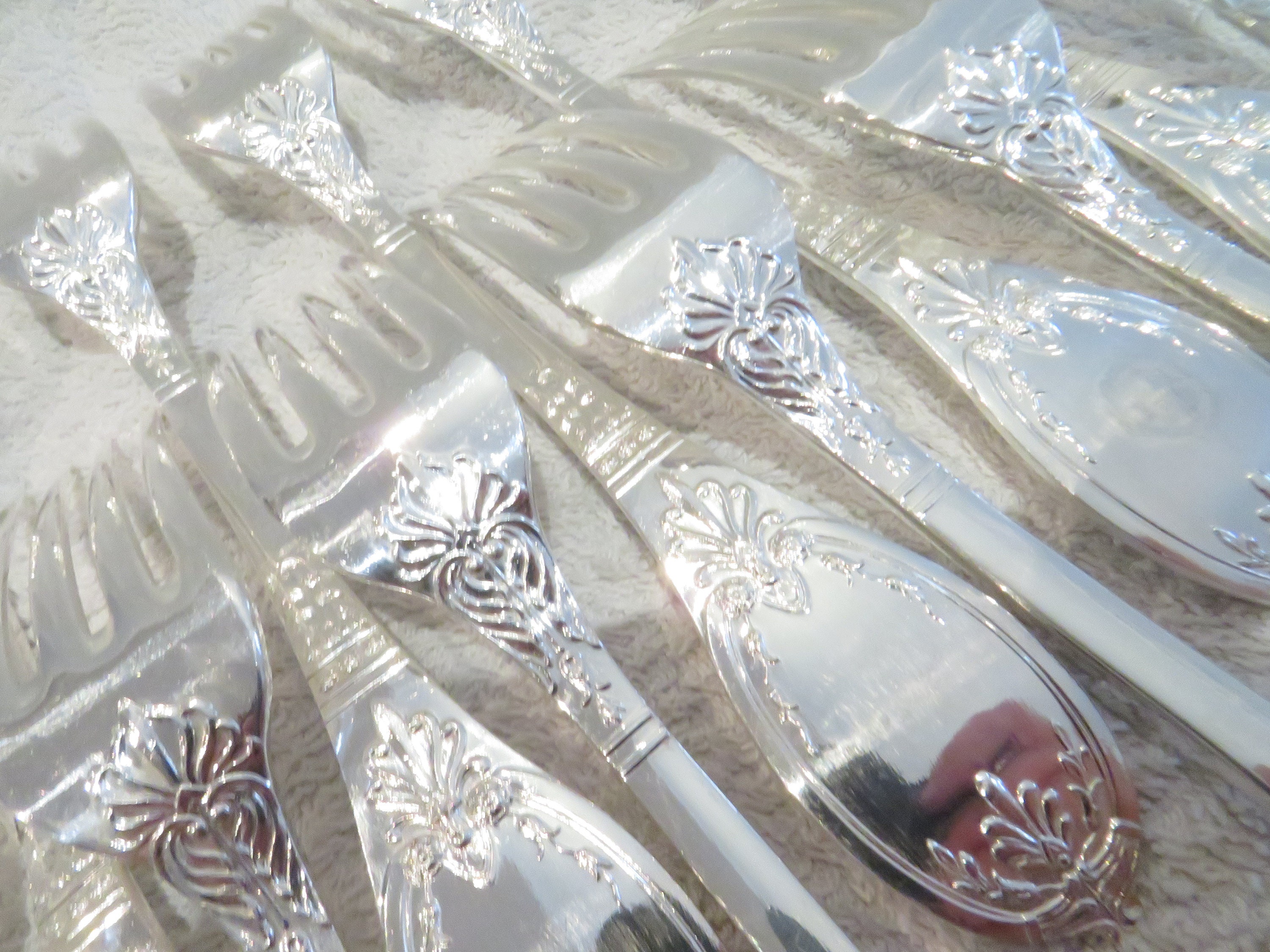 Magnificent 12 Table Forks Silver Metal Goldsmith Europ Felix