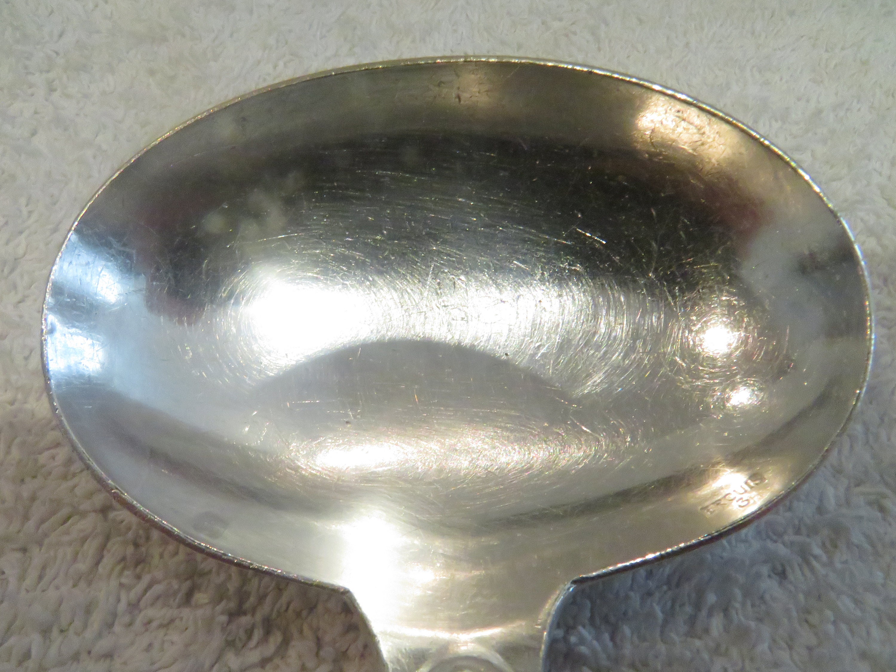 PUIFORCAT louche à sauce en argent massif MINERVE modèle EMP