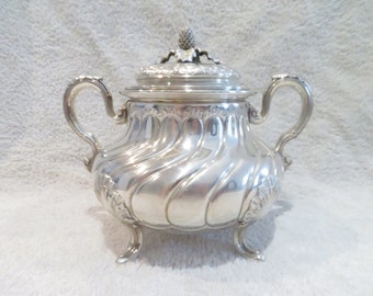 Beau sucrier argent 950 Minerve style rococo cotes torses orfèvre Grognier Arnaud à Lyon Gorgeous late 19th c French 950 silver sugar bowl