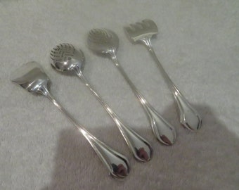 クリストフルの銀メッキメタルナプキンリング2個セット。アンドレ