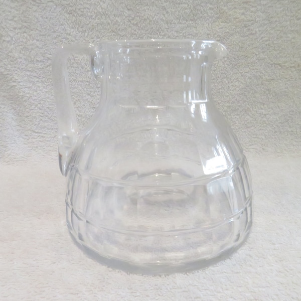 Pichet cristal Baccarat après 1936 modèle Charmes French crystal pitcher