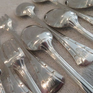 12 cutlery dessert silver metal goldsmith Ravinet Denfert st art deco papyrus French silver-plated 24p dessert cutlery set