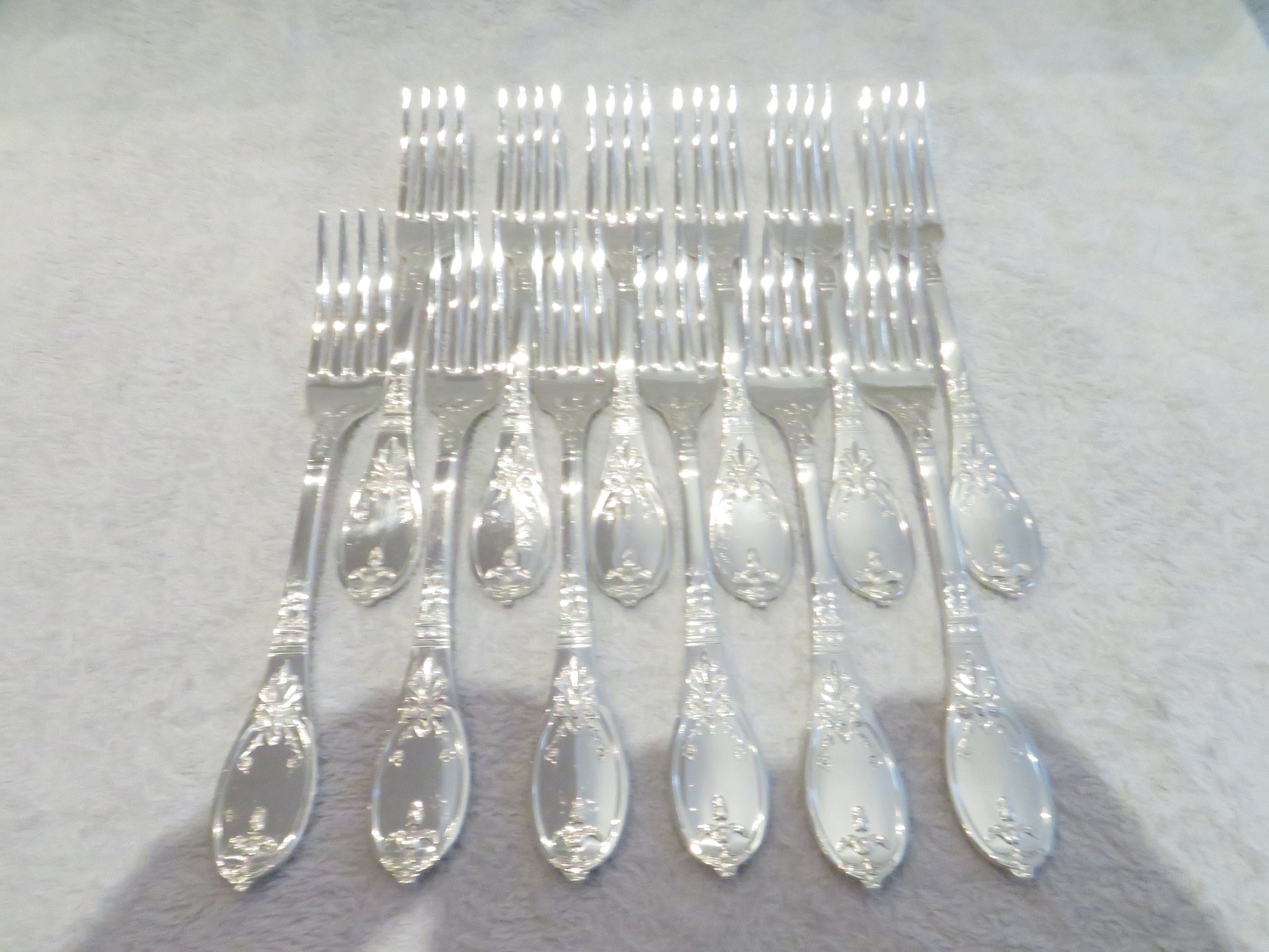 Magnificent 12 Table Forks Silver Metal Goldsmith Europ Felix