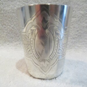 Jolie timbale argent 950 Minerve style art nouveau gravé Marie Marcelle orfèvre Lefebvre 1900 French 950 silver beaker baby cup