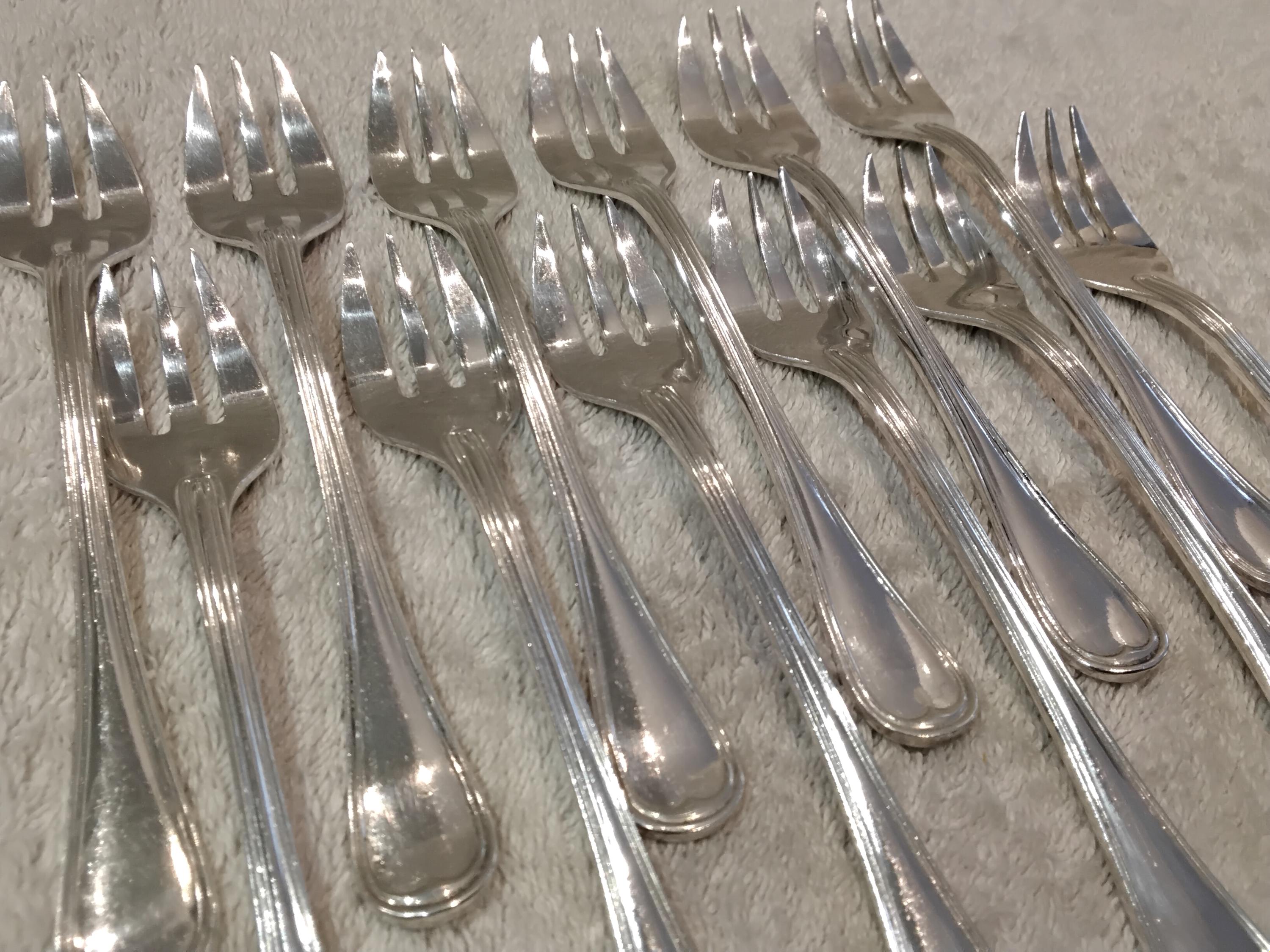12 Silver-plated Oyster Forks, Alfenide Silversmith, Early 20th