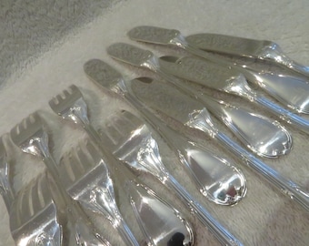 6 silver metal fish cutlery Louis XVI style goldsmith Christofle ribbon model (Vintage French silver-plated 12p fish cutlery set)