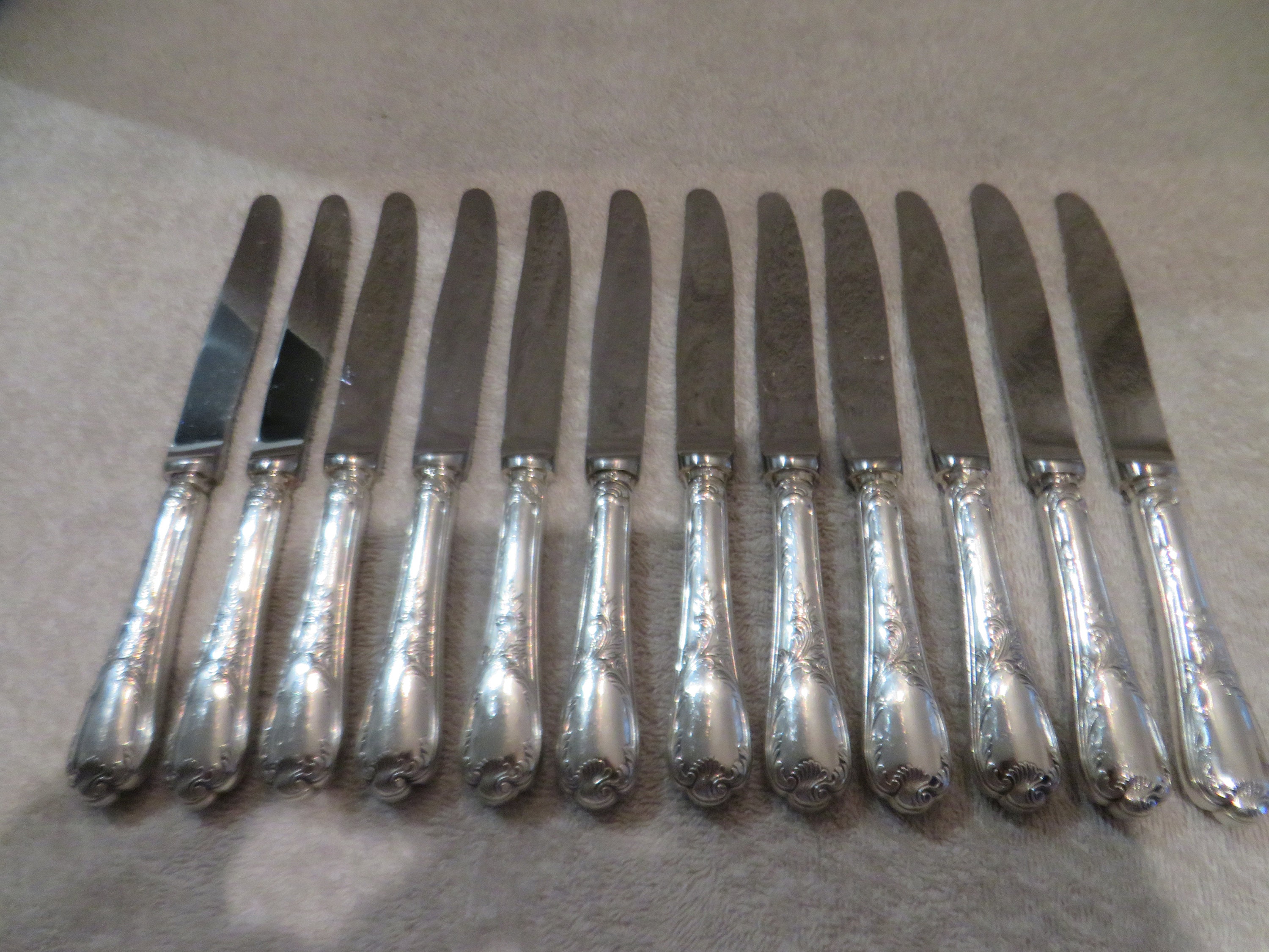 12 デザート ナイフ シルバー メタル ハンドル 金細工師 クリストフル